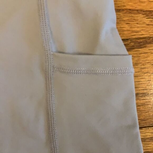 Size large lavender biker shorts - Picture 4 of 7